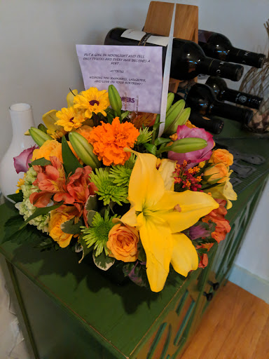 Florist «Flowers by Chris», reviews and photos, 1023 Cathedral St, Baltimore, MD 21201, USA