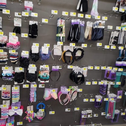 Home Goods Store «Dollar General», reviews and photos, 176 E Grant Ave, Winters, CA 95694, USA