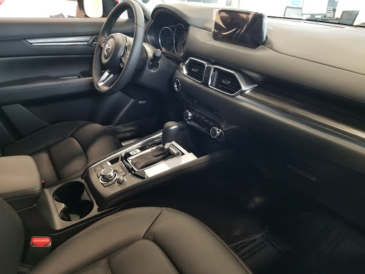 Mazda Dealer «Kiefer Mazda», reviews and photos, 383 Goodpasture Island Rd, Eugene, OR 97401, USA