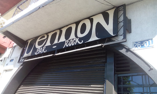 Lennon Bar Rock