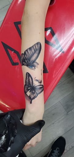 Explore paisley tattoo ideas, creative tattoo ideas in Cuyahoga Falls, available at Sick Skins Skin Art Studio