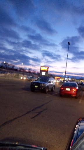 Shopping Mall «Sun Ray Shopping Center», reviews and photos, 2089 Old Hudson Rd, St Paul, MN 55119, USA