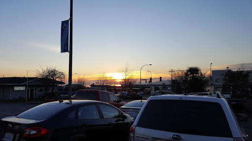 Restaurant «Lighthouse Lounge», reviews and photos, 22239 Marine View Dr S, Des Moines, WA 98198, USA