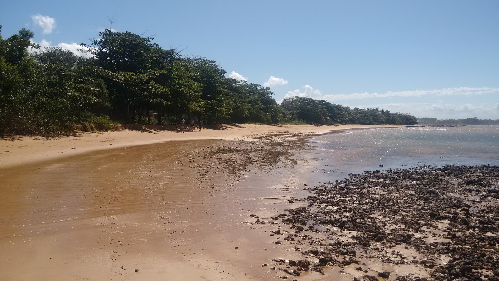Foto av Enseada stranden - populär plats bland avkopplingskännare