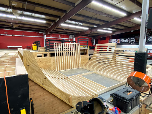 Skateboard Park «Asylum Skate Park», reviews and photos, 29850 Skokie Hwy, Lake Bluff, IL 60044, USA