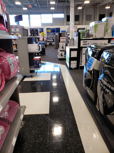 Electronics Store «Best Buy», reviews and photos, 5555 Glenway Ave #550, Cincinnati, OH 45238, USA