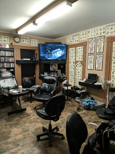 Tattoo Shop «Max Ink Tattoos & Piercing», reviews and photos, 43 Main St, Geneseo, NY 14454, USA