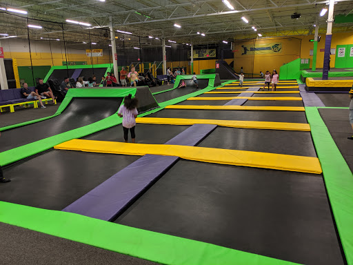 Union Square Shopping Center, 3819 Union Deposit Rd, Harrisburg, PA 17109, USA, 