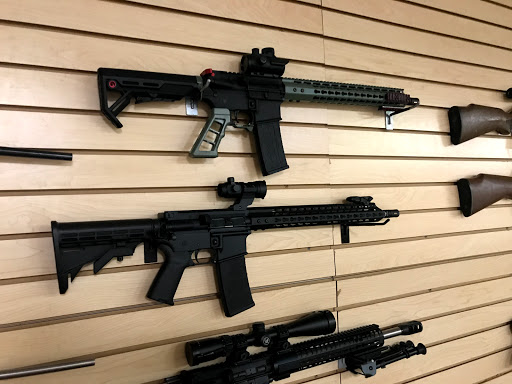Gun Shop «Gun Outlet & Pawn», reviews and photos, 5115 N Tryon St, Charlotte, NC 28213, USA