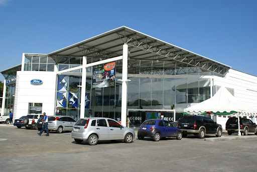 Auto Plaza