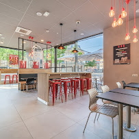 Atmosphère du Restaurant KFC Mulhouse Porte Jeune - n°6