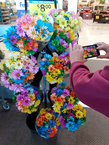 Grocery Store «Fred Meyer», reviews and photos, 1201 Valley Ave E, Sumner, WA 98390, USA