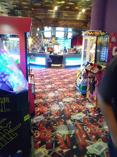 Movie Theater «Montwood Movies 7», reviews and photos, 2200 N Yarbrough Dr, El Paso, TX 79925, USA