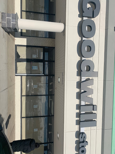 Thrift Store «Goodwill Industries Store & Donation Center», reviews and photos, 814 Hicksville Rd, Massapequa, NY 11758, USA