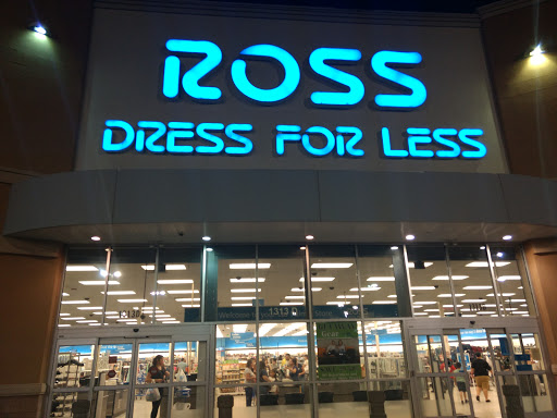 Clothing Store «Ross Dress for Less», reviews and photos, 350 W Army Trail Rd, Bloomingdale, IL 60108, USA