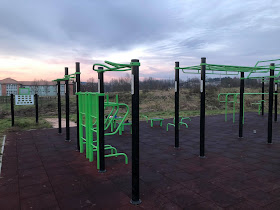 Outdoor fitness park