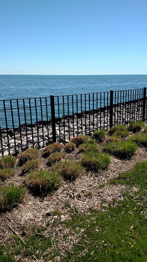 Park «Pier Park», reviews and photos, 350 Lake Shore Rd, Grosse Pointe Farms, MI 48236, USA