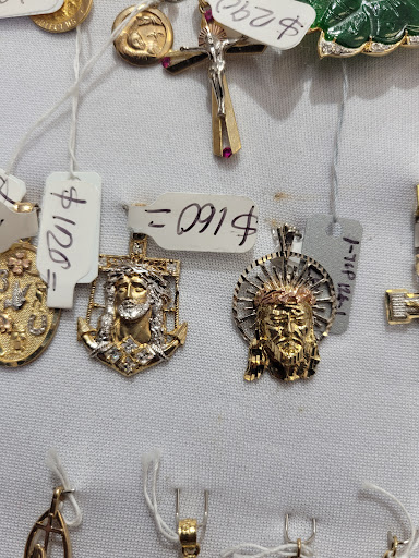 Jewelry Store «Old Mine Jewelers», reviews and photos, 5519 W Loop 1604 N #106, San Antonio, TX 78253, USA