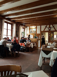 Atmosphère du Restaurant Aux Trois Châteaux à Ribeauvillé - n°18