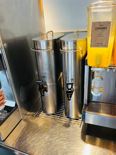 Mexican Restaurant «Chipotle Mexican Grill», reviews and photos, 1715 N Town E Blvd, Mesquite, TX 75150, USA