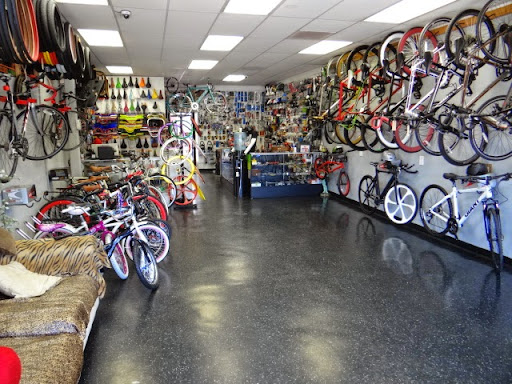 Used Bicycle Shop «Star Cycles Bike Shop», reviews and photos, 4465 Whittier Blvd, Los Angeles, CA 90022, USA