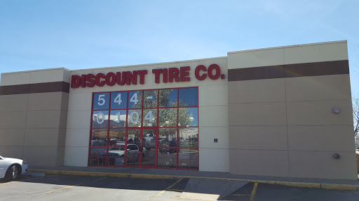 Tire Shop «Discount Tire Store - Layton, UT», reviews and photos, 881 W Hill Field Rd, Layton, UT 84041, USA