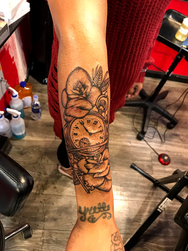 Explore choker tattoo ideas, creative tattoo ideas in Lexington, available at LexInk Tattoo