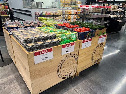 Restaurant Supply Store «Gordon Food Service Store», reviews and photos, 34300 Gratiot Ave, Charter Twp of Clinton, MI 48035, USA