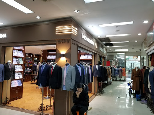 Chinese clothing stores Shanghai