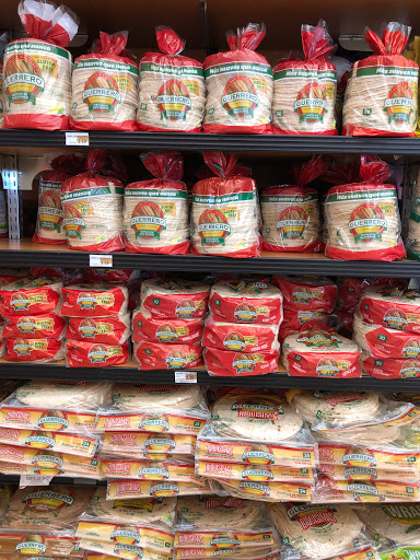 Grocery Store «Big Saver Foods», reviews and photos, 16000 Woodruff Ave, Bellflower, CA 90706, USA