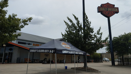 Motorcycle Dealer «Cowboy’s Alamo City Harley-Davidson», reviews and photos