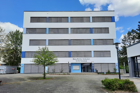 Berufliche Schulen Untertaunus Pestalozzistraße 5, 65232 Taunusstein, Deutschland