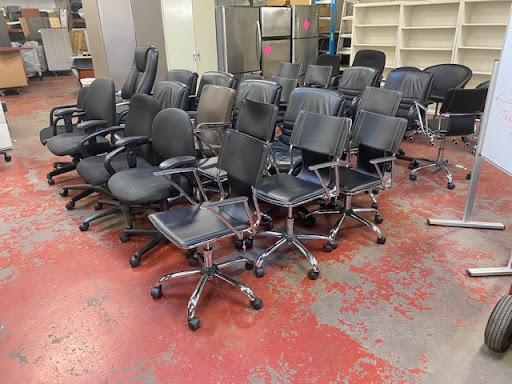 Office Furniture Store «NW Office Liquidations», reviews and photos, 635 SE Hawthorne Blvd, Portland, OR 97214, USA