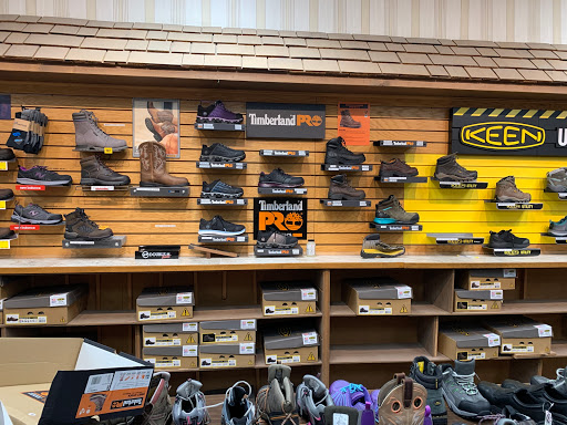 Shoe Store «Haney Shoes», reviews and photos, 6060 Maple St, Omaha, NE 68104, USA