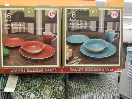 Dollar Store «FAMILY DOLLAR», reviews and photos, 430 N Park St, Carrollton, GA 30117, USA