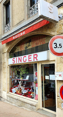 SINGER AUCH - Rodrigues à Auch