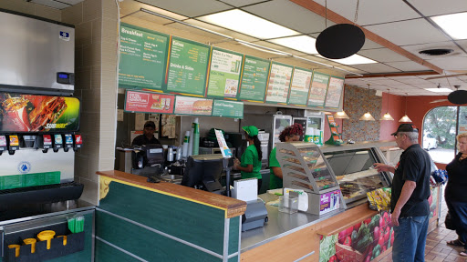 Restaurant «SUBWAY®Restaurants», reviews and photos, 9350 Telegraph Rd, Redford Charter Twp, MI 48239, USA