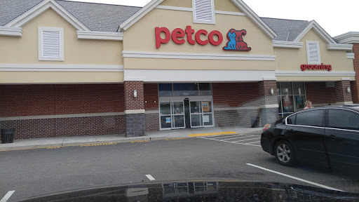 Pet Supply Store «Petco Animal Supplies», reviews and photos, 12611 Jefferson Davis Hwy, Chester, VA 23831, USA