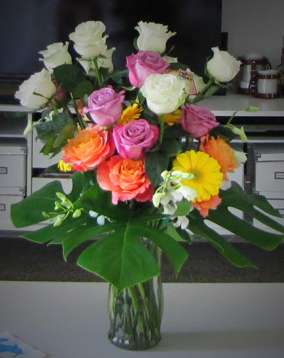 Florist «Flowers By Voytek», reviews and photos, 9524 Blind Pass Rd, St Pete Beach, FL 33706, USA