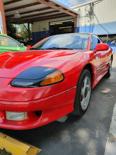 Auto Body Shop «Maaco Collision Repair & Auto Painting», reviews and photos, 5409 Anderson Rd, Tampa, FL 33614, USA