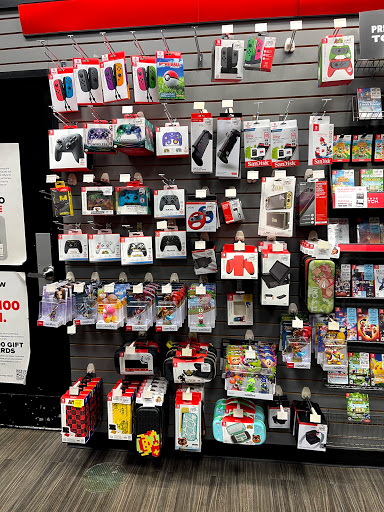 Video Game Store «GameStop», reviews and photos, 184 W Farms Mall, Farmington, CT 06032, USA