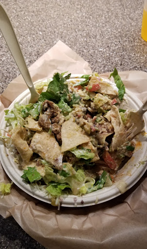 Mexican Restaurant «QDOBA Mexican Eats», reviews and photos, 957 W Diversey Pkwy, Chicago, IL 60614, USA