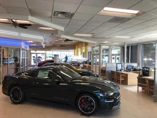 Ford Dealer «Mike Castrucci Ford Sales», reviews and photos, 1020 OH-28, Milford, OH 45150, USA