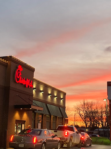 Fast Food Restaurant «Chick-fil-A», reviews and photos, 3700 S Glenstone Ave, Springfield, MO 65804, USA