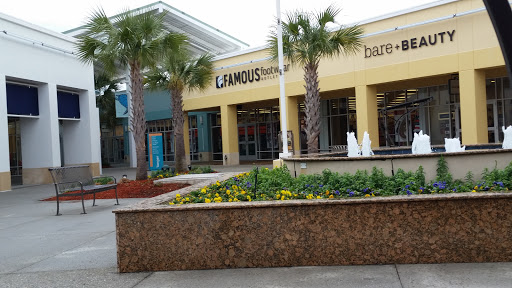 Outlet Mall «Tanger Outlet Myrtle Beach Hwy 17», reviews and photos, 10835 Kings Rd, Myrtle Beach, SC 29572, USA