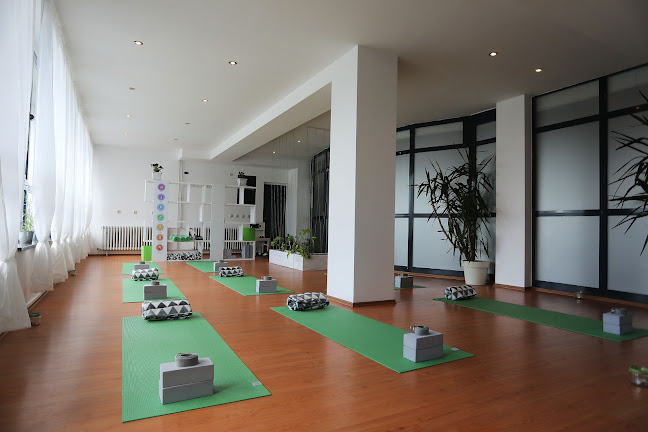 Recenzije Moksha Yoga Osijek u Osijek - Teretana