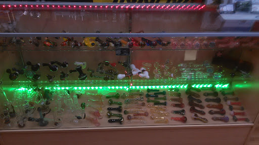 Tobacco Shop «Cole Street Smoke Shop», reviews and photos, 610 Cole St, San Francisco, CA 94117, USA