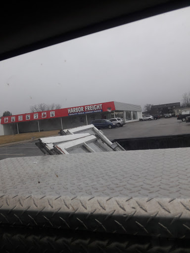 Hardware Store «Harbor Freight Tools», reviews and photos, 7520 W 159th St, Orland Park, IL 60462, USA