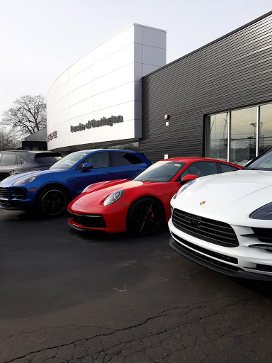 Used Car Dealer «Huntington Auto Mall», reviews and photos, 493 E Jericho Turnpike, Huntington Station, NY 11746, USA