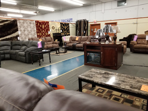 Furniture Store «Unclaimed Freight», reviews and photos, 2260 Industrial Dr, Bethlehem, PA 18017, USA